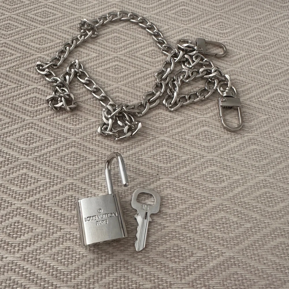 Louis Vuitton Silver Padlock w/ key & 27” Chain   to be worn as necklace